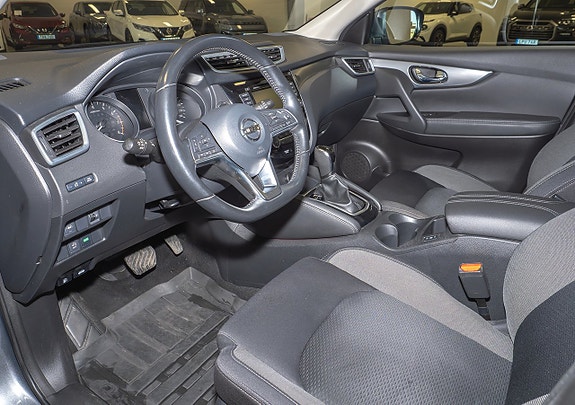 Nissan Qashqai 4 of 5