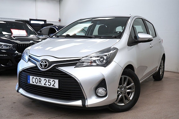Toyota Yaris 9 of 21