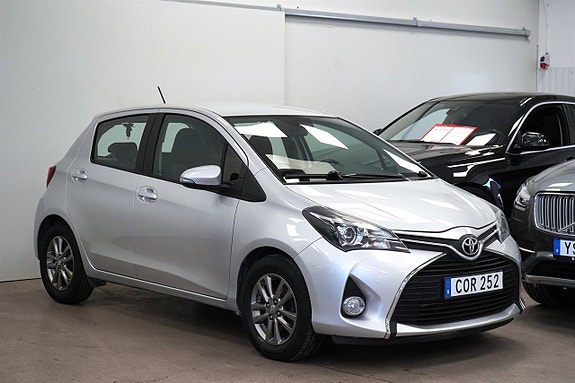 Toyota Yaris 6 of 21
