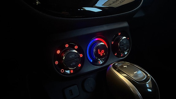 Opel Corsa 9 of 12