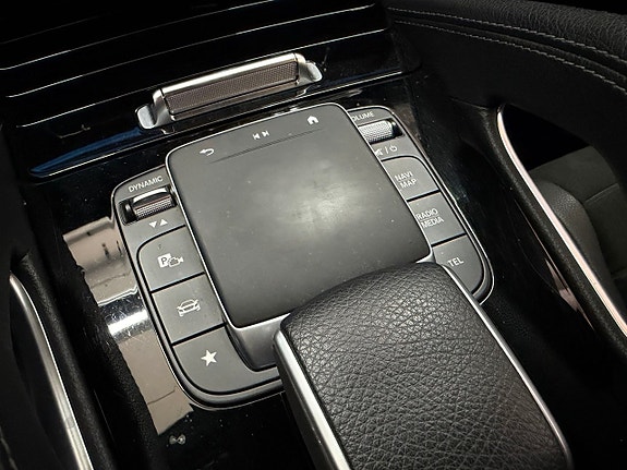 Mercedes-Benz GLE350 de 16 of 27