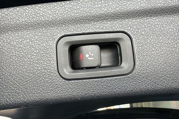 Mercedes-Benz GLE350 de 13 of 27
