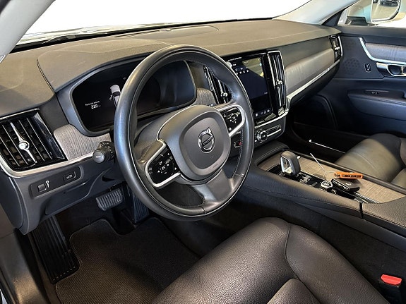 Volvo V90 Cross Country 6 of 9