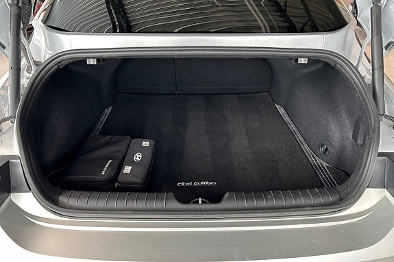 Hyundai Ioniq 6 13 of 16