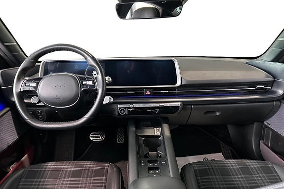 Hyundai Ioniq 6 9 of 16