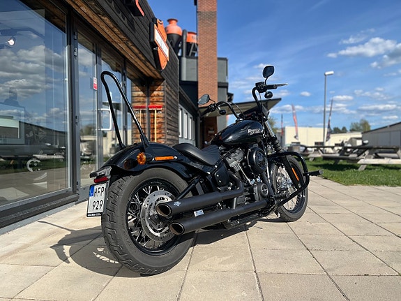 Harley-Davidson Street Bob **I Butik!** 3 of 11