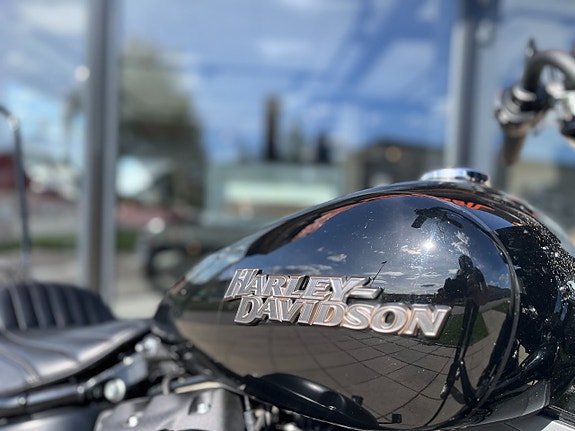 Harley-Davidson Street Bob **I Butik!** 9 of 11