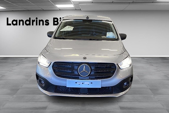 Mercedes-Benz Citan 112 2 of 5