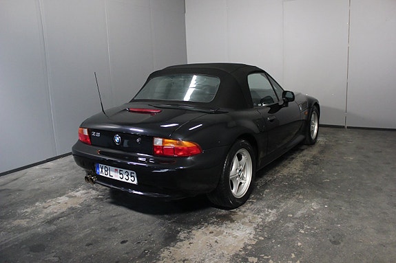 BMW Z3 4 of 5