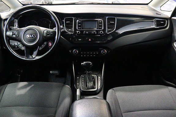 Kia Carens 8 of 14