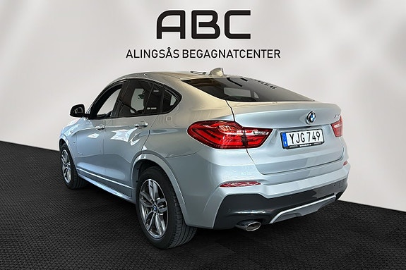 BMW X4 3 of 5