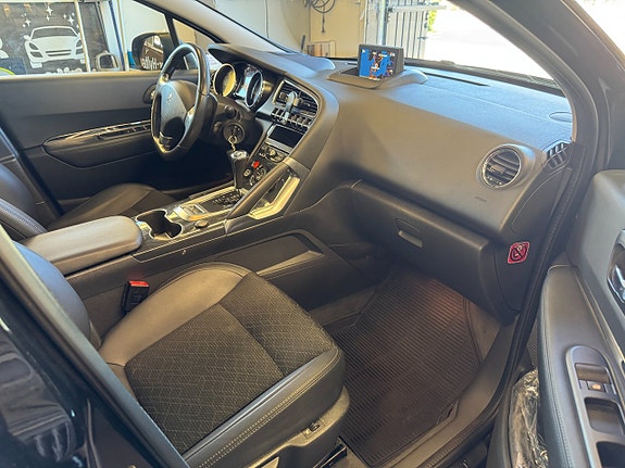 Peugeot 3008 15 of 18