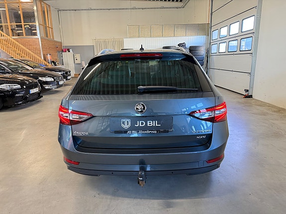 Skoda Superb 5 of 5