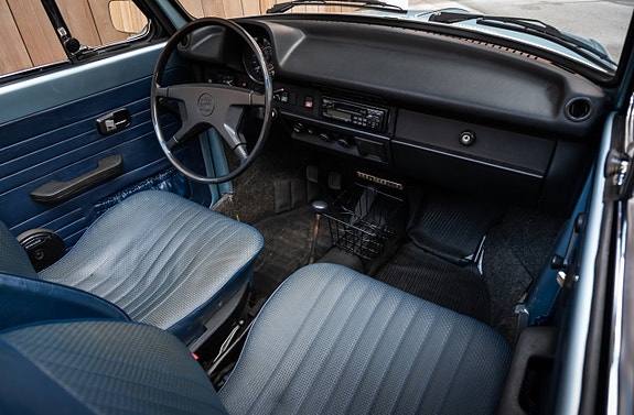 Volkswagen 1303 30 of 30