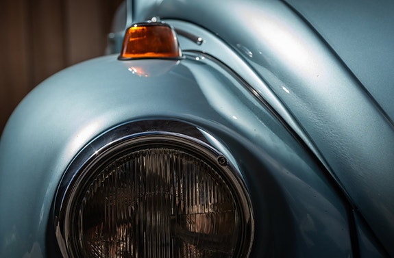 Volkswagen 1303 14 of 30
