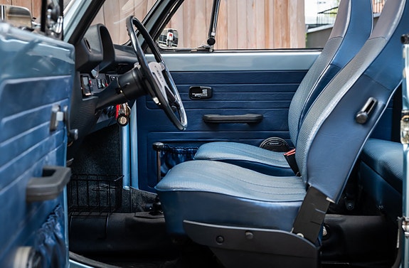 Volkswagen 1303 17 of 30