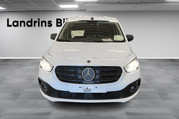 Mercedes-Benz Citan 112 2 of 5
