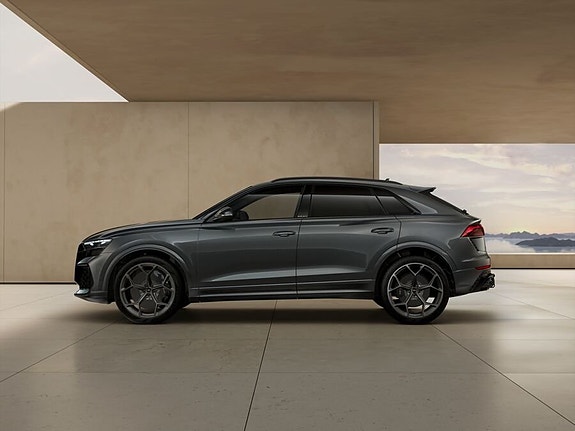Audi RS Q8 2 of 5