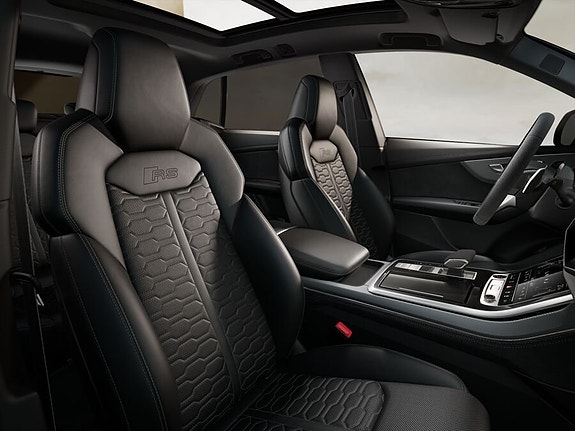 Audi RS Q8 5 of 5