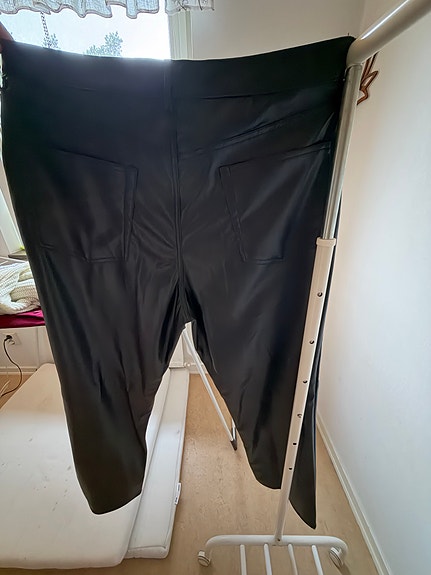 Product image 18 of 20