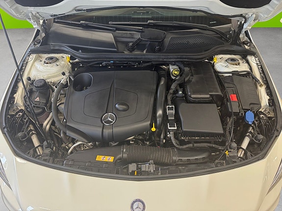 Mercedes-Benz CLA220 d 16 of 16