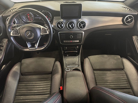 Mercedes-Benz CLA220 d 10 of 16