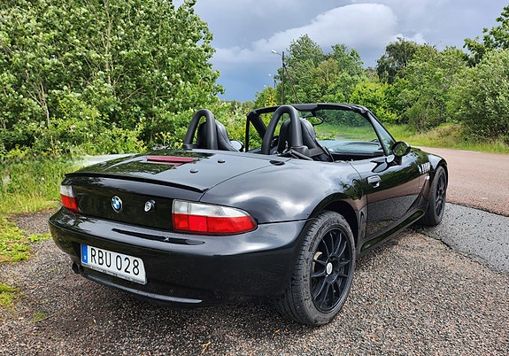 BMW Z3 9 of 12