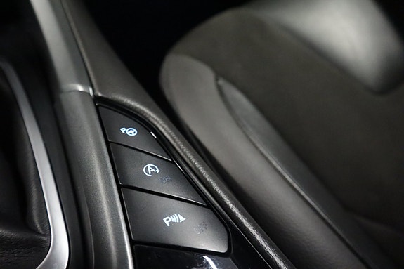Ford Mondeo 12 of 21