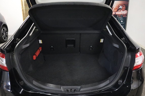 Ford Mondeo 14 of 21