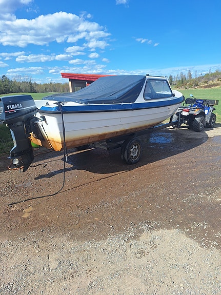 Örnvik 550 HT Yamaha 40 HK 2 of 5