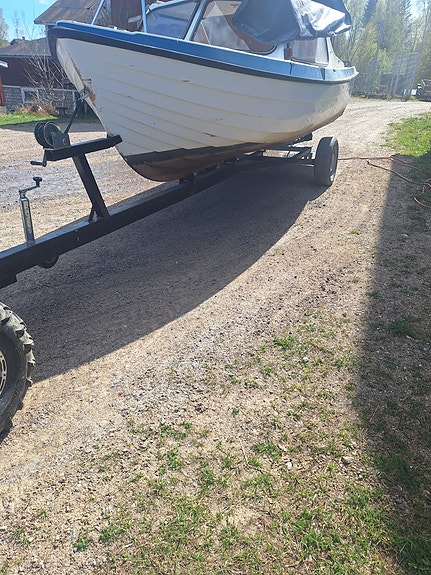 Örnvik 550 HT Yamaha 40 HK 5 of 5