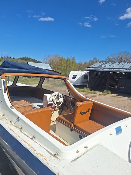 Örnvik 550 HT Yamaha 40 HK 3 of 5