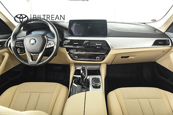 BMW 540i 8 of 22