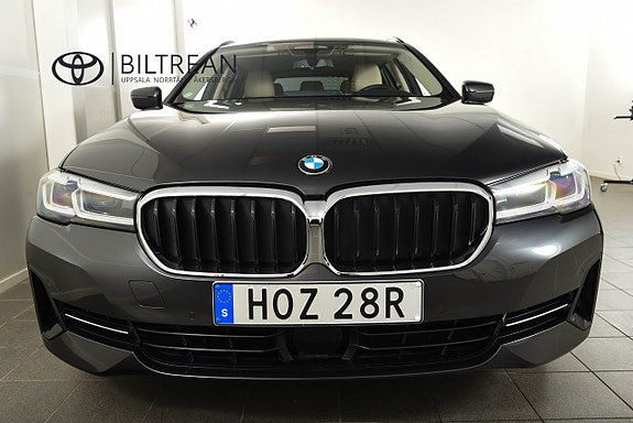 BMW 540i 4 of 5