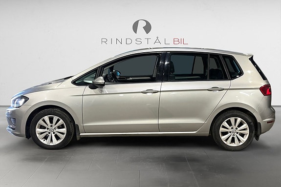 Volkswagen Golf Sportsvan 4 of 19