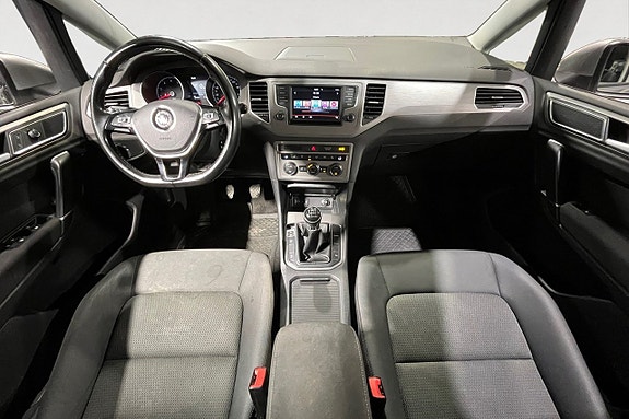 Volkswagen Golf Sportsvan 11 of 19