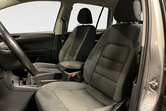 Volkswagen Golf Sportsvan 3 of 19