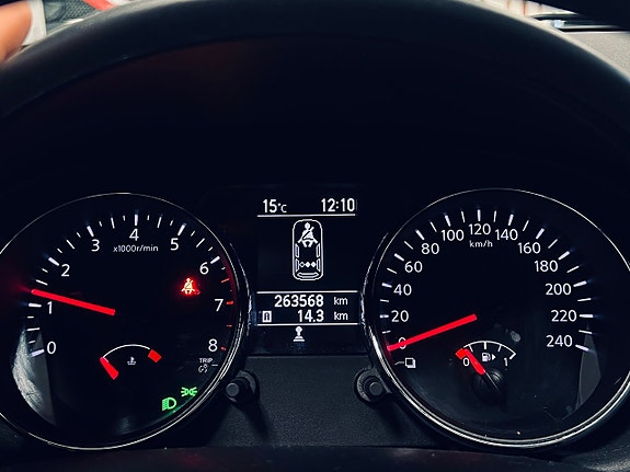 Nissan Qashqai+2 16 of 20