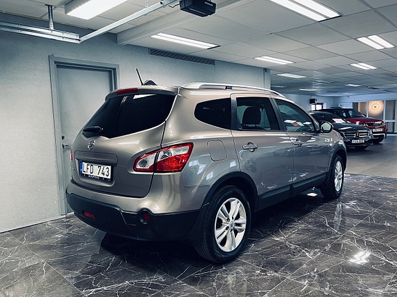 Nissan Qashqai+2 3 of 5