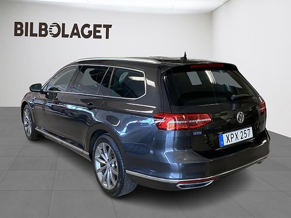 Volkswagen Passat 3 of 5