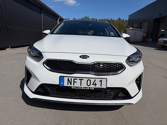 Kia Ceed 4 of 5