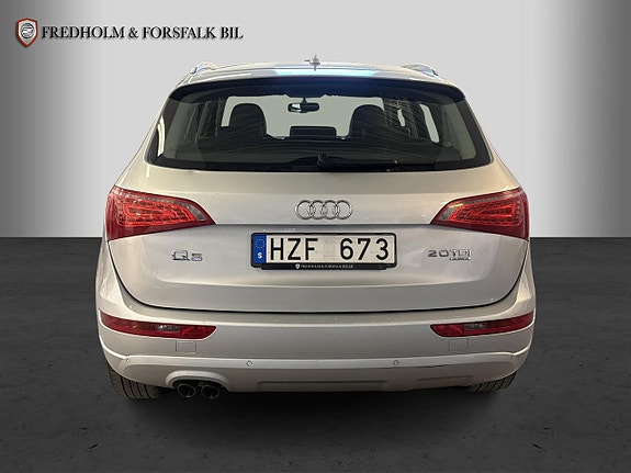 Audi Q5 4 of 5