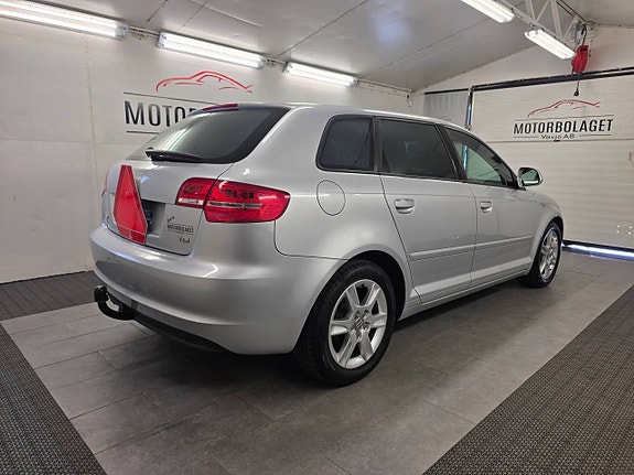 Audi A3 3 of 5