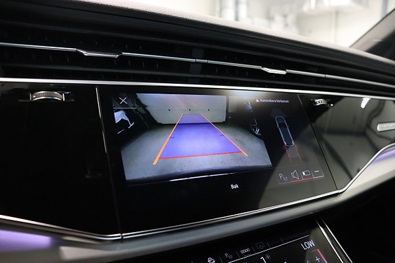 Audi Q7 24 of 30