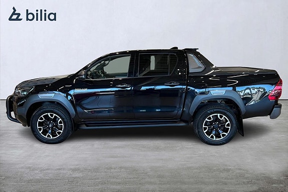 Toyota HiLux 4 of 5