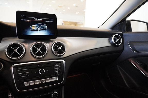 Mercedes-Benz CLA180 14 of 22