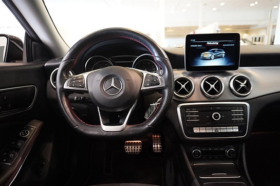 Mercedes-Benz CLA180 13 of 22