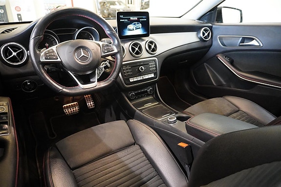 Mercedes-Benz CLA180 12 of 22