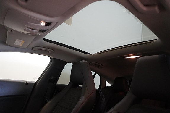 Mercedes-Benz CLA180 20 of 22