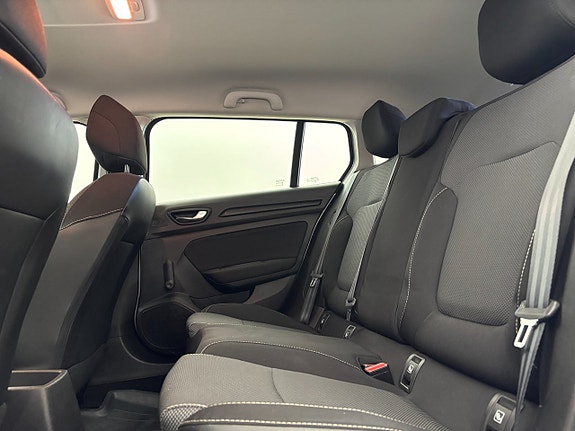 Renault Megane IV 19 of 21